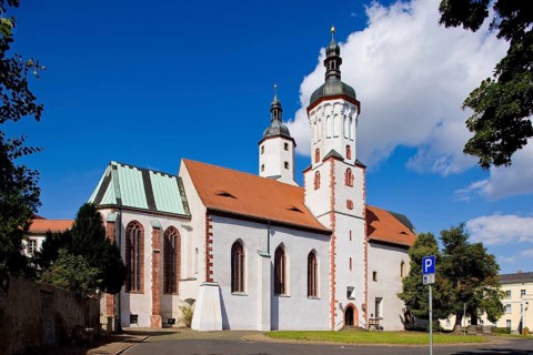 Collegiate Church of St Mary (Cathedral) (consecrated in 1114) . Romanesque to late Gothic (1508) .