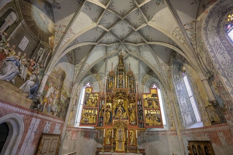 Late Gothic winged altar in the hospital church, Latsch, South Tyrol, Italy, Europe