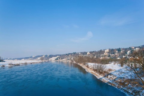 Winter on the Elbe, between Dresden Blasewitz and Loschwitz