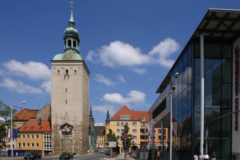 Lauenturm, 1400 03 a tower was built to protect the Lauentor, which was named after the lion in the