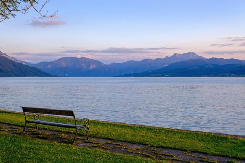 Resting bench, Weyregg am Attersee lido, Salzkammergut, Upper Austria, Austria, Europe