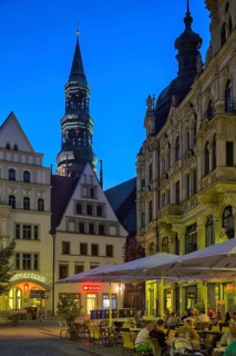 Today, Zwickau is a large district town in the south-west of the Free State of Saxony. The city is