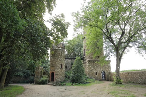 Castle ruins in Verna Park Stadtpark, Rüsselsheim, Hesse, Germany, Europe