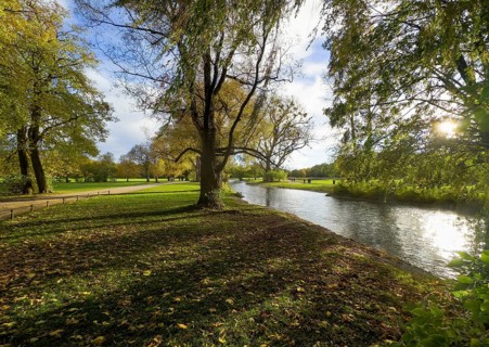 English Garden in autumn, Schwabinger Bach, Munich, Bavaria, Germany, Europe
