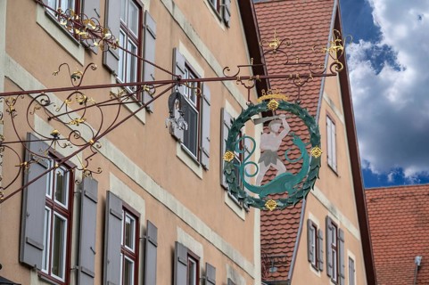 Nose sign from the brewery pub Zum wilden Mann, Dinkelsbühl, Bavaria, Germany, Europe