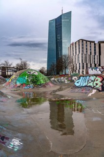 Building of the European Central Bank, ECB, skate park in the rain, at the Osthafen, at the Main in