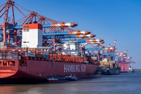 Port of Hamburg, Waltershofer Hafen, EUROGATE Container Terminal, container freighter Cap San