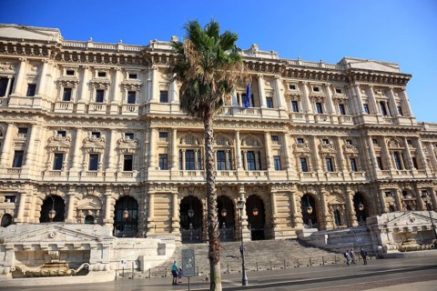 Palazzo di Giustizia, Palace of Justice, Prati district on the banks of the Tiber, Rome, Italy,