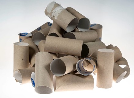 Pile, mountain of empty, used toilet paper rolls