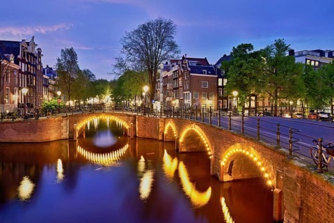 Prinsengracht canal in the evening light after sunset, Amsterdam, North Holland, Netherlands