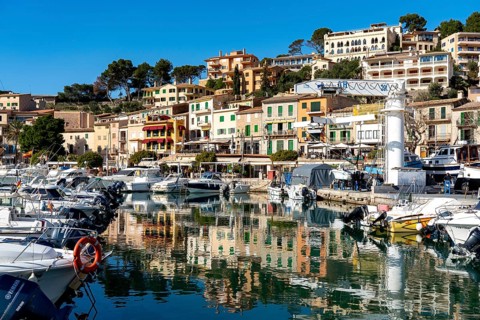 Coastal town of Port de Sóller in the north-west of the island, near Alconàsser, Serra de