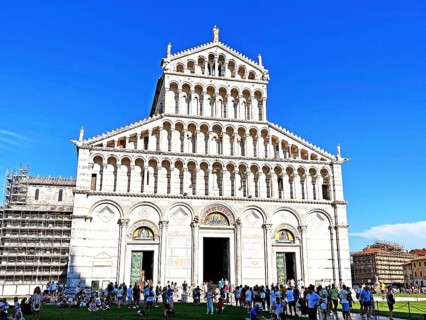 Tourists, Cathedral of Santa Maria Assunta, Cathedral, Pisa, Florence, Tuscany, Italy, Europe