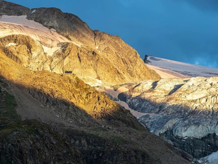 Mountain hut Cabane de Moiry at sunset, Moiry glacier, Valais, Switzerland, Europe