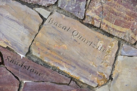 Basal quartzite and Torridonian sandstone rock fragments, parts of the Knockan Puzzle at the