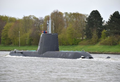 Warship, submarine, submarine TKMS Submarine 01 sailing in the Kiel Canal, Kiel Canal,