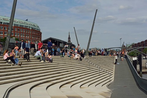 Europe, Germany, Hamburg, Elbe, Baumwall and new Elbe promenade on the waterfront, flood protection