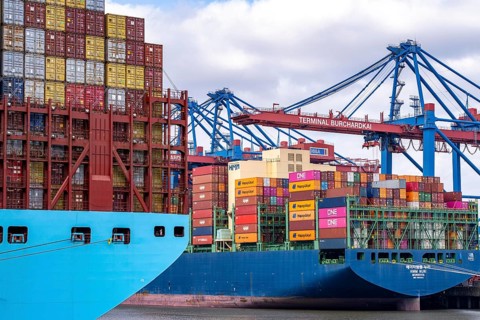 Magleby Maersk container freighter at EUROGATE Container Terminal, Waltershofer Hafen, one of the