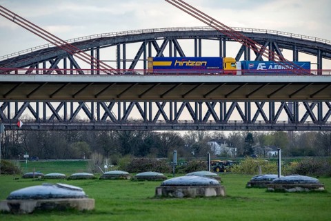 Rhine at Duisburg-Beeckerwerth, well for water extraction by bank filtrate from the Rhine, by the