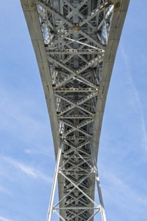 Dom Luís I Bridge as seen from beneath, Porto, Portugal, Europe
