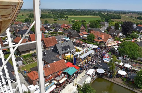 Europe, Germany, Hamburg metropolitan region, Lower Saxony, Stade district, Buxtehude, Neukloster,