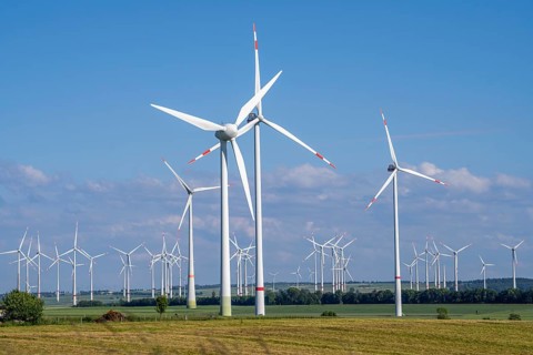 Wind farm north-east of Bad Wünnenberg, East Westphalia Lippe, Paderborn district, with the A44