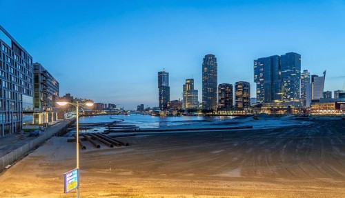 The Rijnhaven, a 28-hectare harbour basin, has now been filled in by almost a third to create space