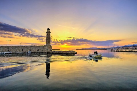 Morning light, sunrise, Venetian harbour, Venetian lighthouse, back light, HDR, boat leaving