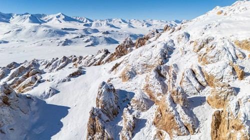 Winter landscape of the Pamir Plateau, Jarty Gumbez, Gorno-Badakhshan Province, Tajikistan, Central
