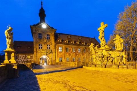 Upper Bridge, Old Town Hall, Crucifixion Group, historic old town, Blue Hour, Bamberg, Lower