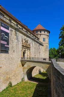 Portal, gate, round arch, bridge, stone figures, coat of arms, relief, decoration, Hohentübingen