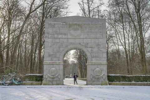 Exit East, Portal, Soviet Memorial, Winter, Treptower Park, Treptow, Treptow-Köpenick, Berlin,