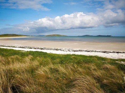 White sand at Traigh Mhor beach, the Cockle Strand, Barra, Outer Hebrides, Scotland, UK