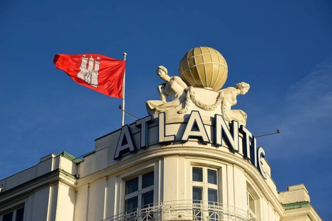 Europe, Germany, Hamburg, Outer Alster Lake, View to Hotel Atlantic, Facade decoration with globe,