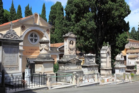 Campo Verano, Cimitero Comunale Monumentale Campo Verano, the largest cemetery in Rome in the