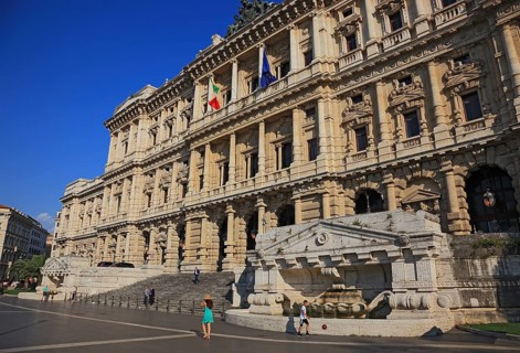 Palazzo di Giustizia, Palace of Justice, Prati district on the banks of the Tiber, Rome, Italy,