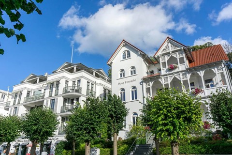 Houses, villas, in Wilhelmstraße, in the style of spa architecture, Baltic resort Sellin, Island of