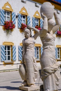 Fountain of the Water Bearers by Wilhelm Srb-Schlossbauer in front of the town hall,