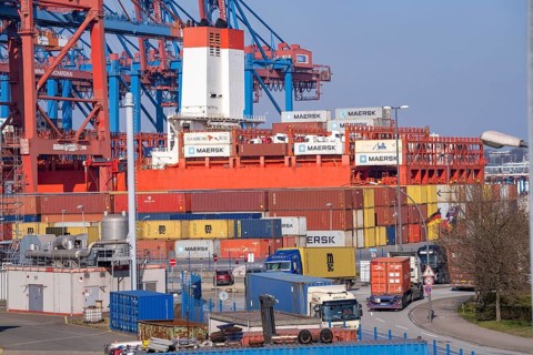 Port of Hamburg, Waltershofer Hafen, container ships, container lorries bring and collect freight