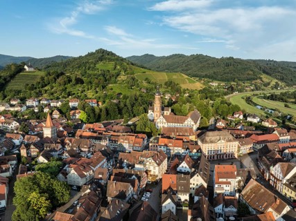 The old town centre of Gengenbach, on the right the river Kinzig, aerial view, Ortenaukreis,