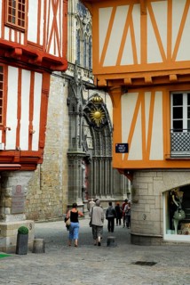 Half-timbered houses, Place Henri IV, Vannes, Morbihan, Brittany, France, Europe