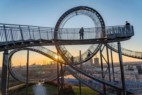 Landmark Angerpark Tiger & Turtle, Magic Mountain, walk-in sculpture in the form of a rollercoaster