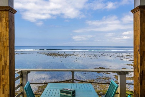 Seat with sea view, travel, holiday, tourism, breakfast, dinner, meal, dining table, outside,