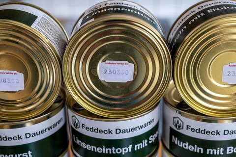 Emergency preparedness, food storage in a private household, long-life ready meals in tins, can be