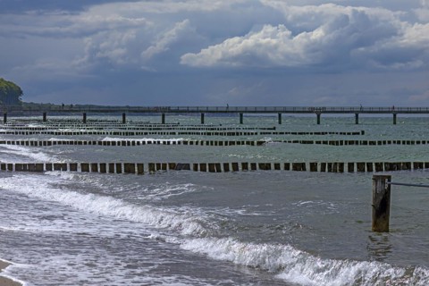 Pier and groynes on the beach at Heiligendamm, Mecklenburg-Vorpommern, Germany, Europe