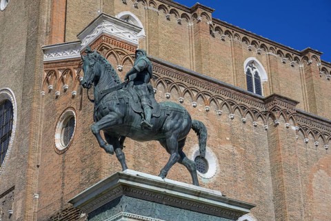 Basilica dei Santi Giovanni e Paolo and equestrian statue of Bartolomeo Colleoni, Venice,