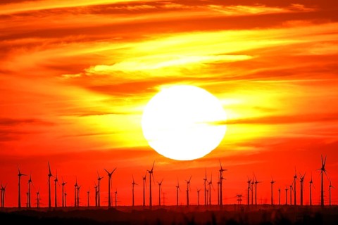 Sunset at a wind farm in Nauen in Brandenburg, 23/08/2022