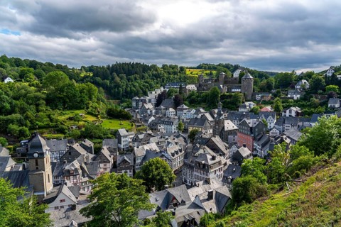 The town of Monschau, in the Eifel, on the river Rur, North Rhine-Westphalia, Germany, Europe