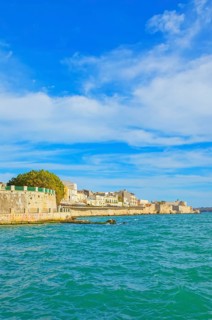 Ortygia historic district seafront, Ortygia, Syracuse, Sicily, Italy, Europe