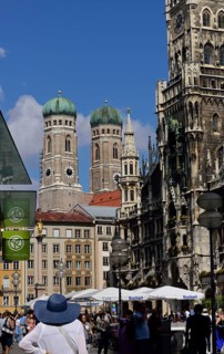 Europe, Germany, Bavaria, Bavaria's capital Munich, City, Marienplatz, New Town Hall in neo-Gothic
