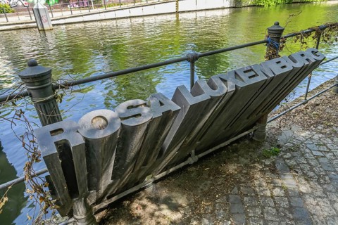Landwehr Canal, Rosa Luxemburg Memorial, site of the murder, Tiergarten, Mitte, Berlin, Germany,